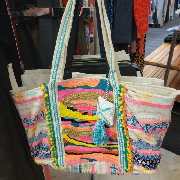 America & Beyond Daphne Beaded Tote Bag w/tassel - Picture 6 of 13